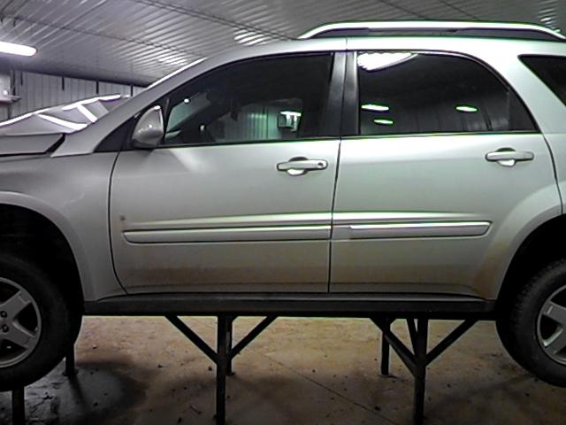 2008 pontiac torrent front door left