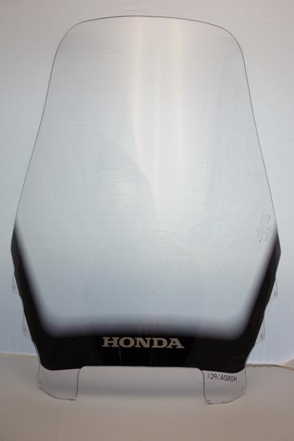 2008 honda silver wing windshield - 67101-mct-680 