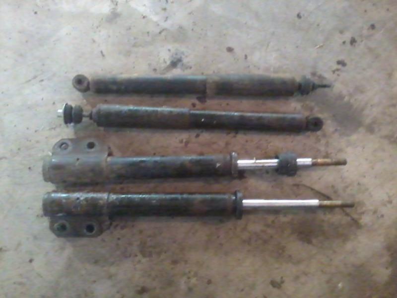 1999 mustang gt stock shocks and struts