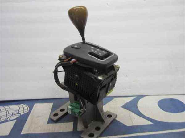 02-05 jaguar x type automatic floor shifter assembly