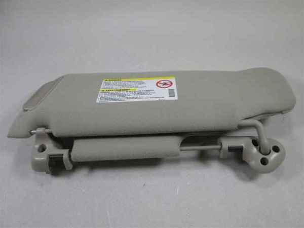 01 02 yukon xl 1500 light gray passenger sun visor oem