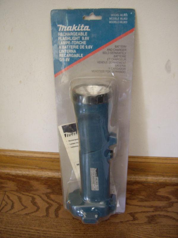 New makita ml903 9.6v rechargeable flashlight - bare tool