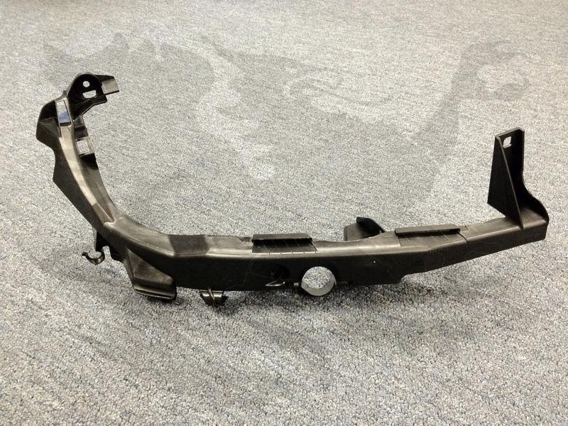 New bmw e90 e91 passenger right headlight support bracket frame #51647116708