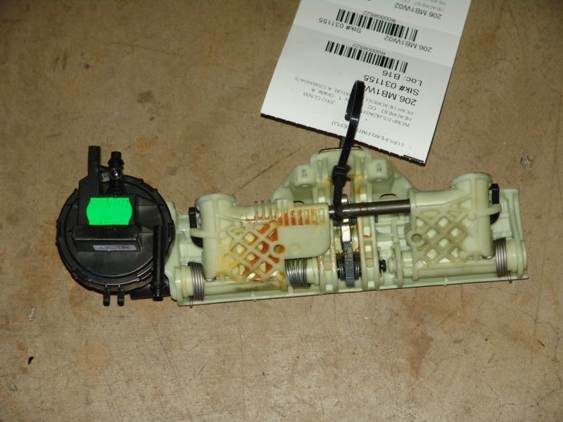 02 mercedes cl500 cl55 rear seat headrest actuator assembly a2208000475 8522