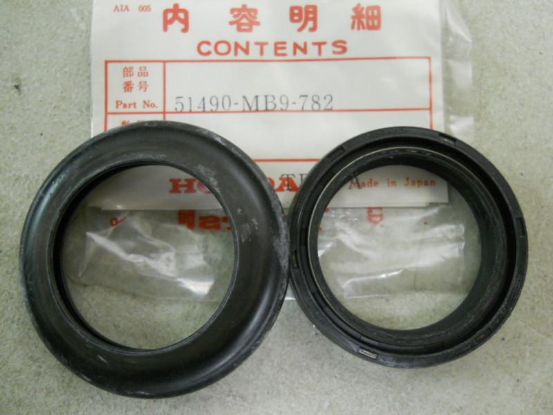 Honda nos cb1000, cb1100, cb650, front fork seal set, # 51490-mb9-782   d20