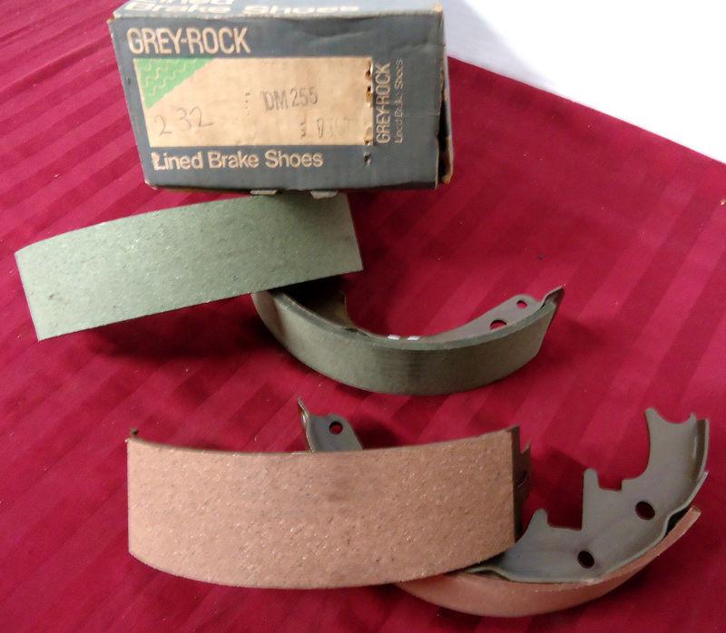 Chevrolet grey rock brake shoes