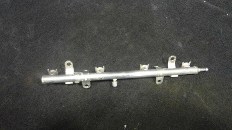 Fuel rail #63p-13160-00-00  yamaha 2006-2012 150hp  fuel injection #1 (555)