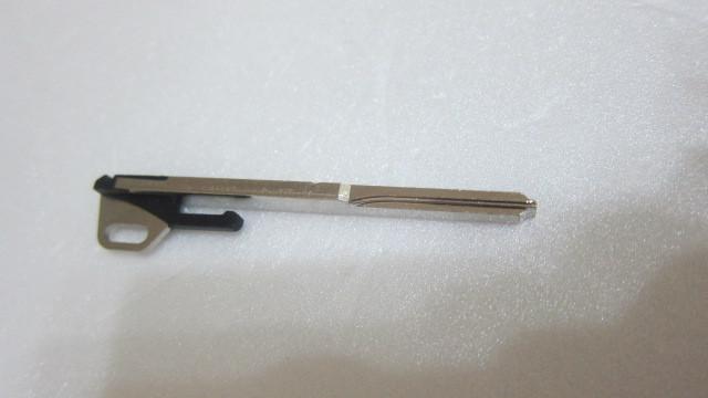 Brand new mercedes benz replacement smart key insert key blade iyz3302 low price