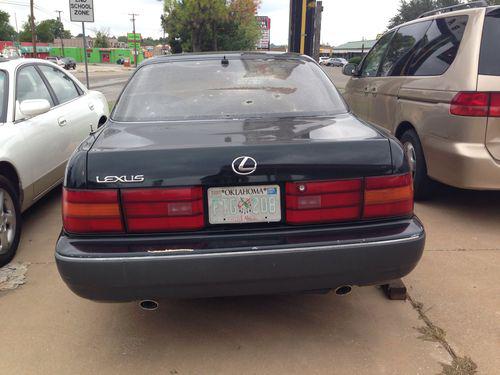 Right tail light 1993 lexus ls300