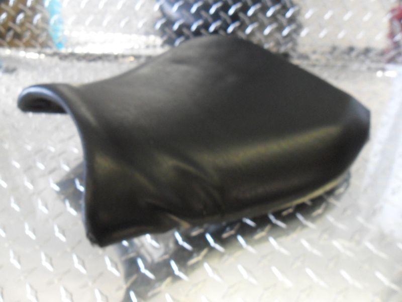 99 07 suzuki gsx1300r hayabusa front seat 