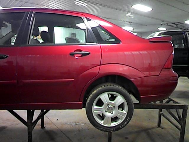 2005 ford focus rear or back door left 2596325