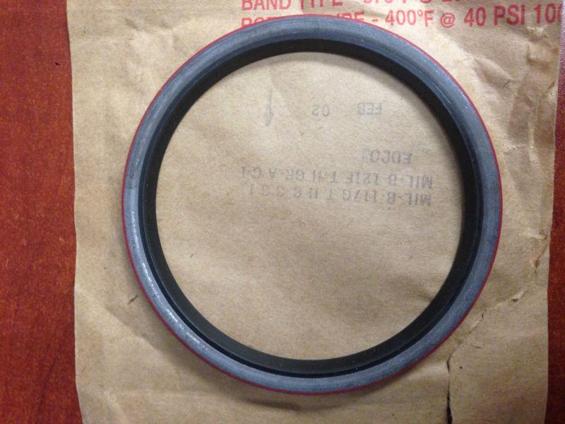 M915 series axle seals , meritor a1205 x 1116 , nsn # 5330010888901 *free ship*