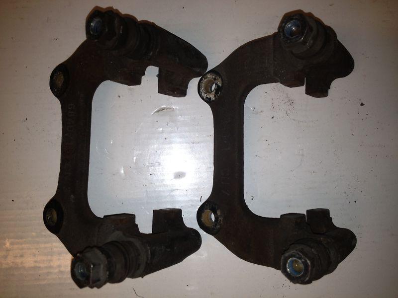 2 used (rear l&r) genuine audi caliper carriers for the b5 s4 - 8e0-615-425-b 