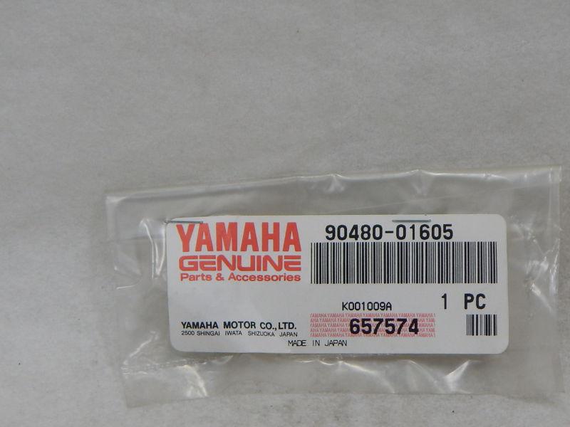 Yamaha 90480-01605 grommet *new