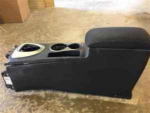 09 nissan rogue center console oem