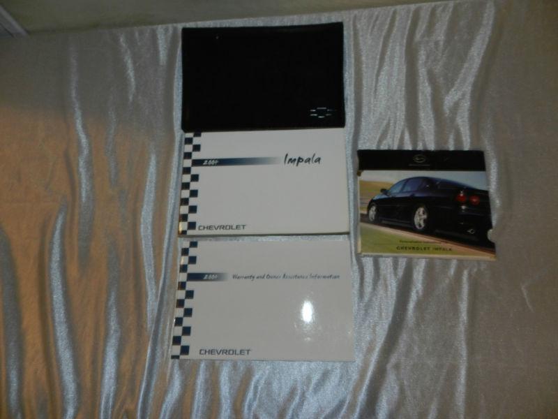 Chevy 2004 impala owner's owners manual w/ case 