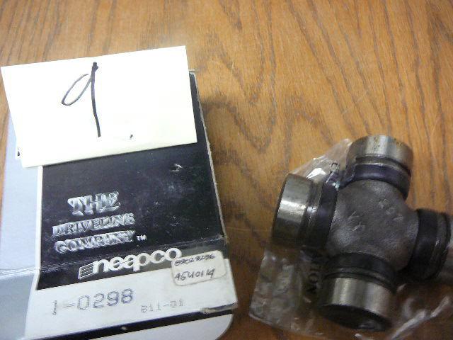 Universal joint, neapco 0298, ac delco 45u0114, gm 8902929