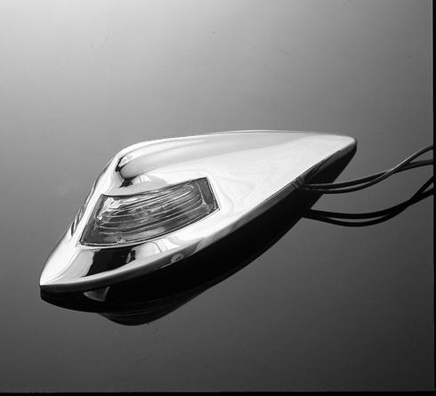 Usa style sleek teardrop chrome fender light - 7 inches long